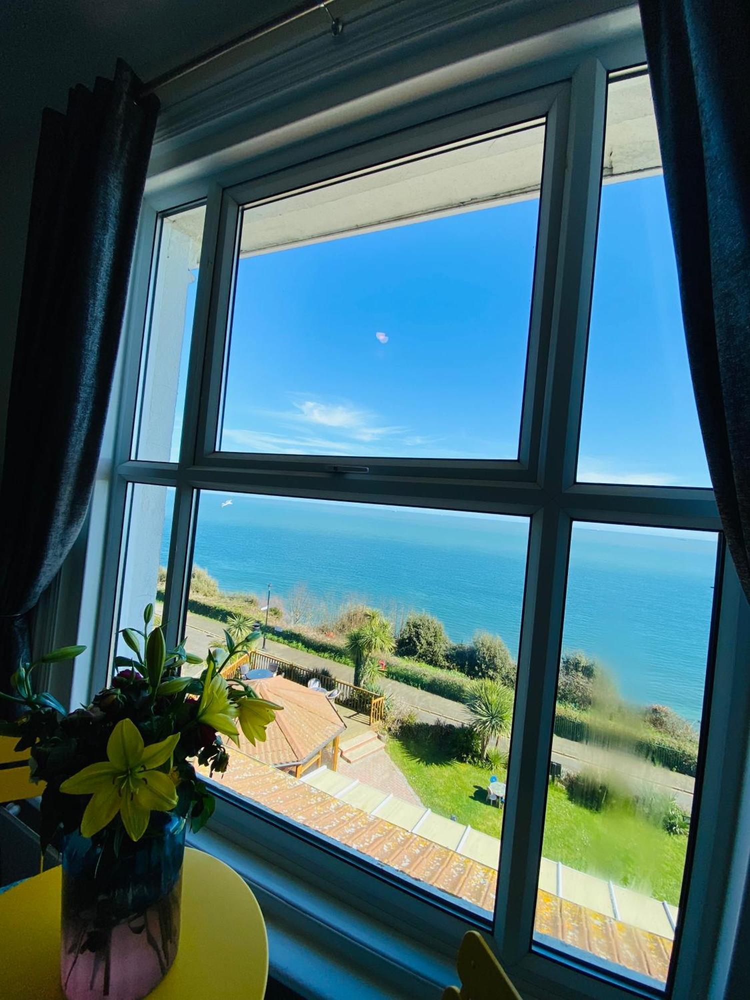 Villa Mentone Hotel Шанклин Екстериор снимка