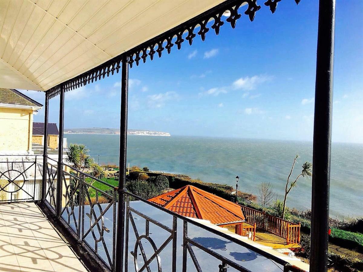 Villa Mentone Hotel Шанклин Екстериор снимка